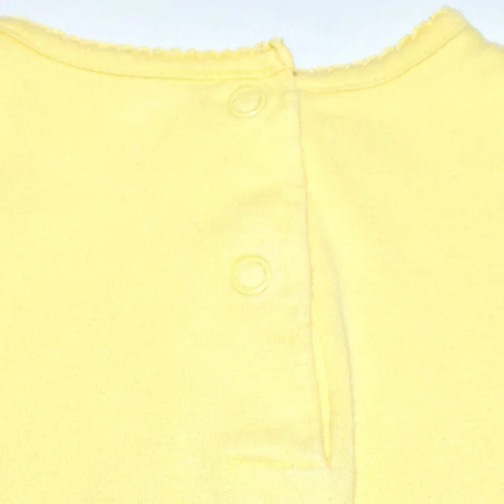 Carter's Light Yellow Romper/Onesie - 6-9 Months (19-21 lbs.)
